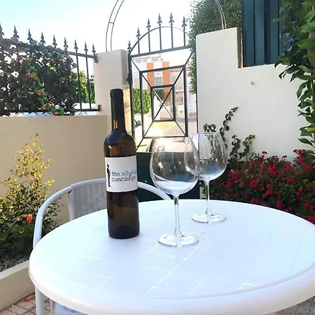 Apartment Spacious Pool & Patios Albufeira